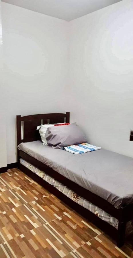 Buder Townhouse Lias Marilao Bulacan Philippines Exterior foto